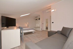 Premium bedding, minibar, in-room safe, desk - Hotel Perpoin (Saluzzo)