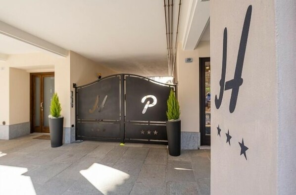 Exterior - Hotel Perpoin (Saluzzo)