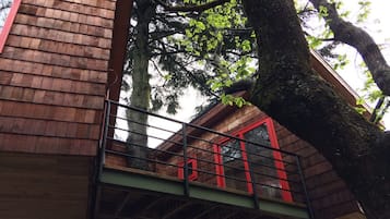 Standard Cabin, 1 Bedroom, Terrace | 1 bedroom, premium bedding, in-room safe, soundproofing