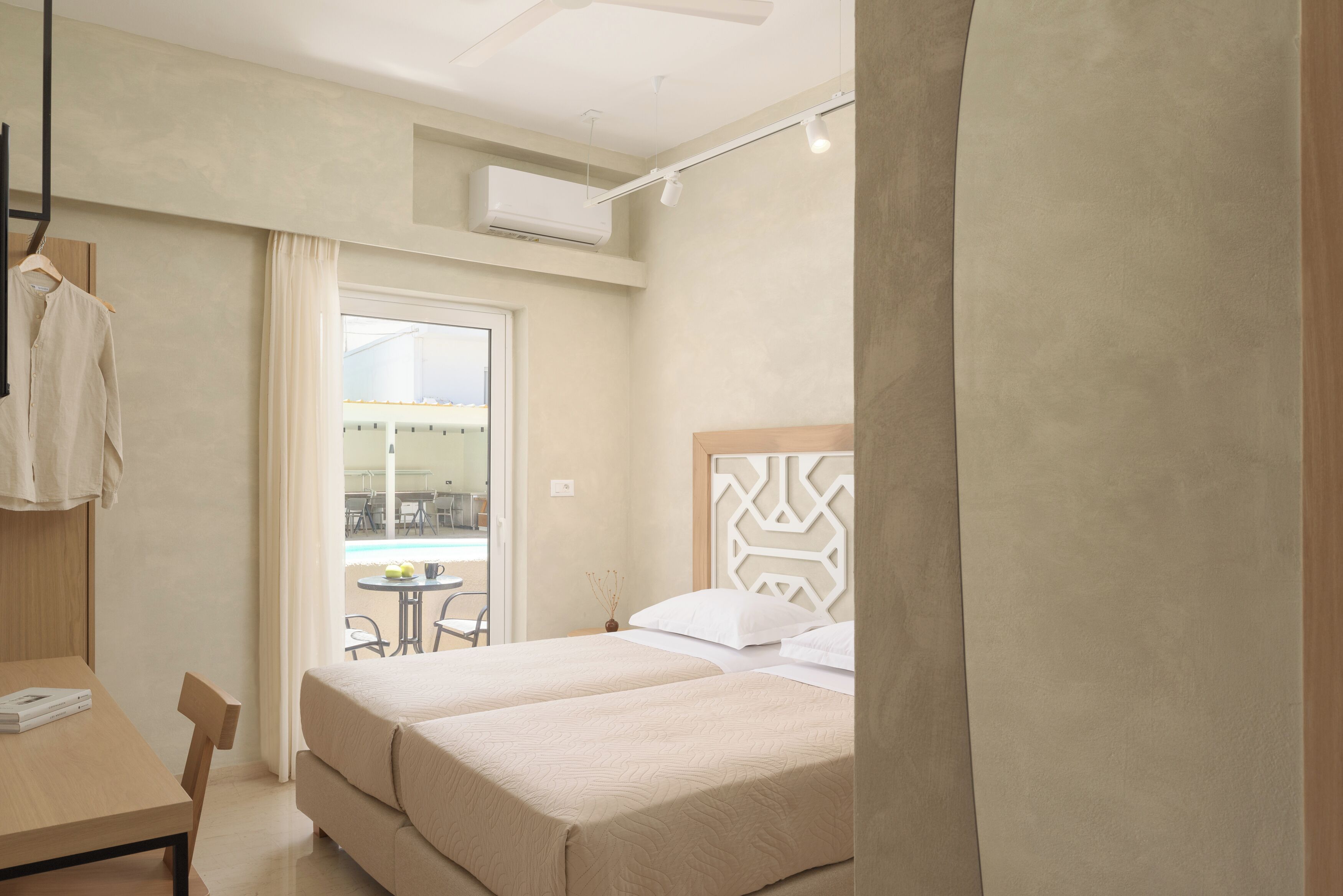 deluxe double room, non smoking, pool view | in-room safe, blackout curtains, free wifi, bed sheets