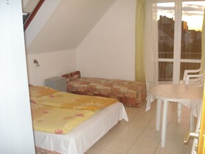 Apartamento de diseño, lanai | 1 dormitorio, wifi gratis, ropa de cama