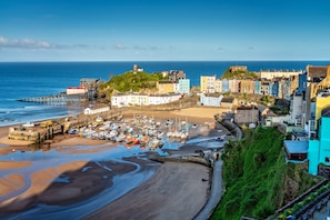View from property - Royal Lion Hotel (Tenby)