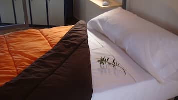 Caja fuerte y ropa de cama