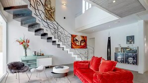 Luxury Villa | Living area | Flat-screen TV, Netflix, DVD player