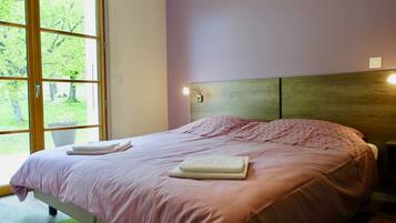 Literie de qualité supérieure, décoration personnalisée