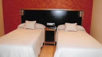 In-room safe, blackout curtains, free WiFi, bed sheets