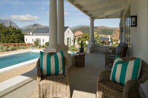 1 Bedroom Cottage | Terrace/patio