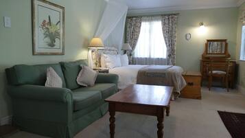 Suite – comfort, 1 soverom | Individuelt dekorert, individuelt innredet og blendingsgardiner