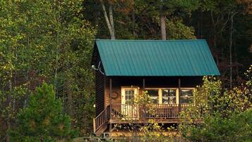 Chalet rustique Standard, Plusieurs lits, non-fumeur, foyer (The Green Twin Cabin) | Plan d’étage