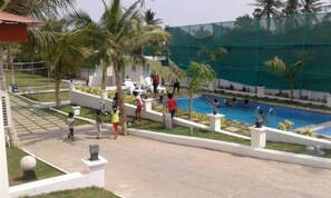 Utomhuspool