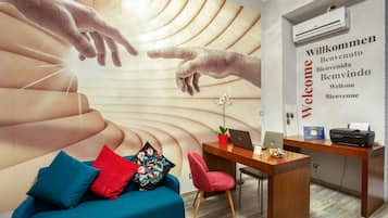 Khu tiếp khách ở sảnh