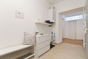 Familien-Dreibettzimmer, Mehrere Betten | Kostenlose Babybetten, kostenloses WLAN