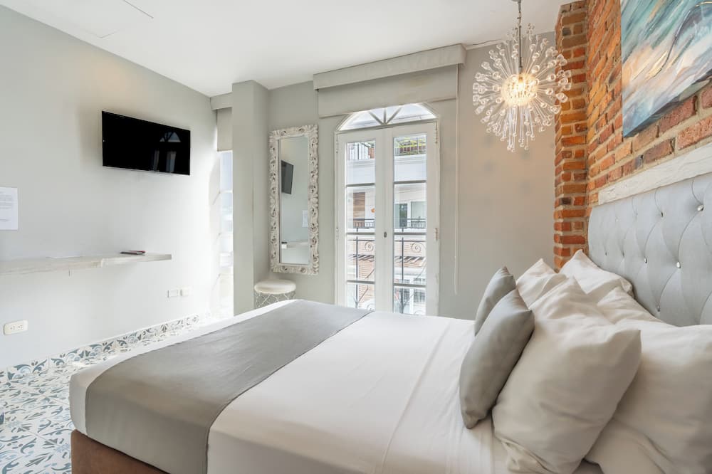 Hotel Boutique Adaz