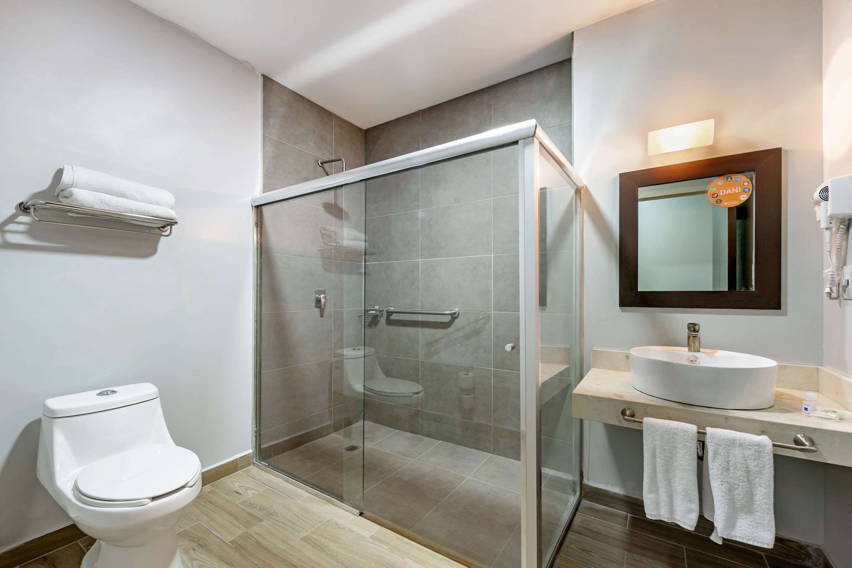 premium bedding, in-room safe, desk, laptop workspace