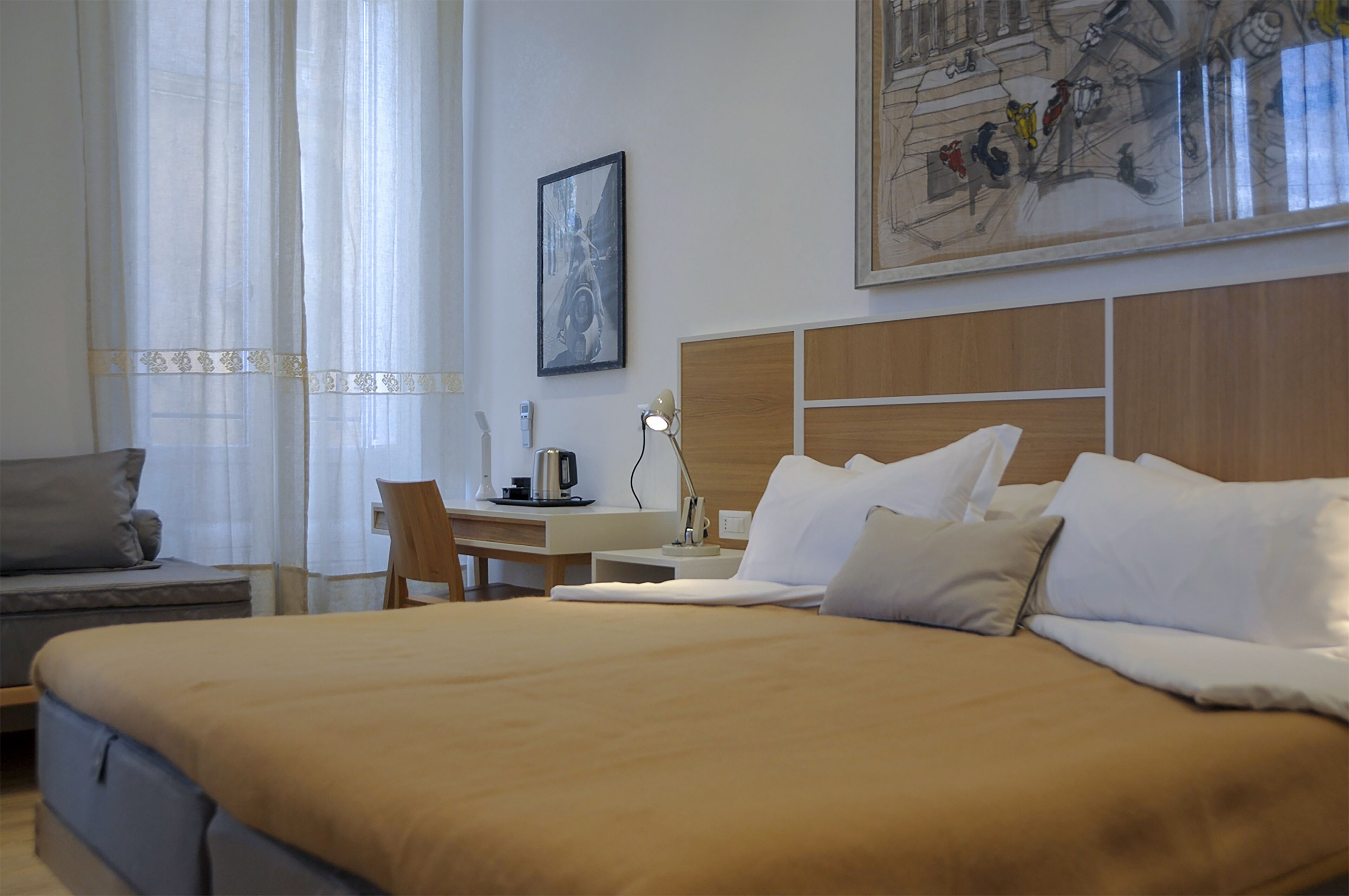 Photo - Roma Vespahouse