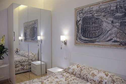 Roma Vespahouse