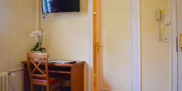 Habitación triple | Servicio de la habitación