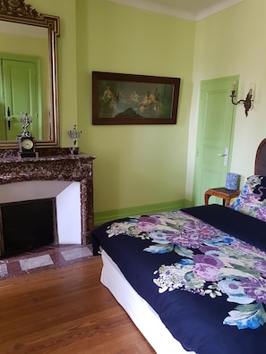 Quarto casal clássico (Verte) | Individualmente decorados, individualmente mobiliados