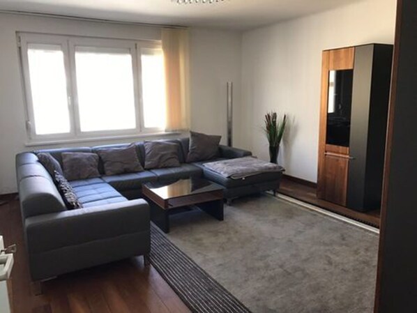 1 bedroom, in-room safe, desk, soundproofing - Apartment 1010 (Vienna)