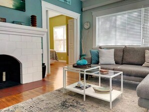 TV, Netflix, strømmetjenester og kontorer