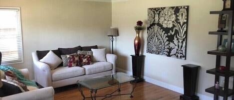 TV, DVD player, table tennis