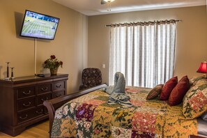 7 bedrooms, iron/ironing board, free WiFi, bed sheets