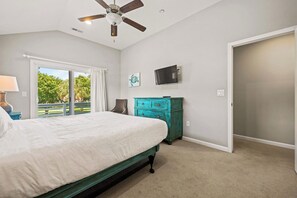3 chambres, fer et planche à repasser, Wi-Fi gratuit, draps fournis