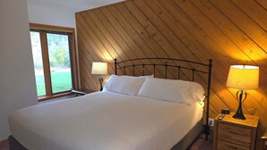 3 bedrooms, iron/ironing board, Internet - Snowcreek Resort Vacation Rental 456 (Mammoth Lakes)