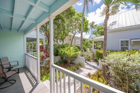 Property grounds - A Sunset View at The Truman Annex in Key West (Key West)