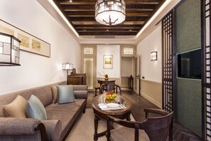 Classic Townhome, 1 King Bed, Terrace | Living room - Relais & Chateaux Chaptel Hangzhou (Hangzhou)