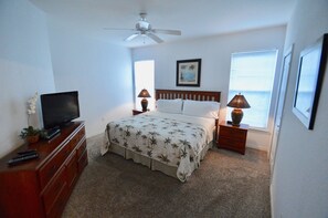 2 bedrooms, iron/ironing board, travel cot, free WiFi