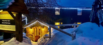 Feathertop Alpine Lodge