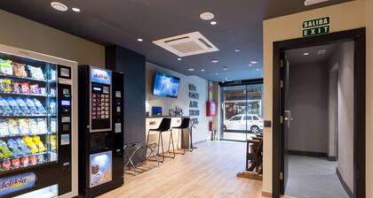 Airhostel