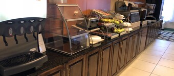 Country Inn & Suites by Radisson, Murrells Inlet, SC