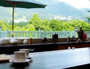 Lobby lounge - You Resort Hotel (Yamanouchi)