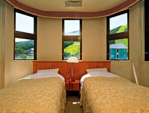 Japanese Western Style Duplex Room | Free WiFi - You Resort Hotel (Yamanouchi)