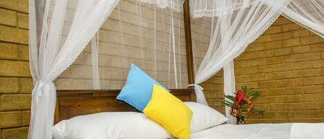 Luxury Double Room, 1 Bedroom | 1 bedroom, minibar, in-room safe, desk