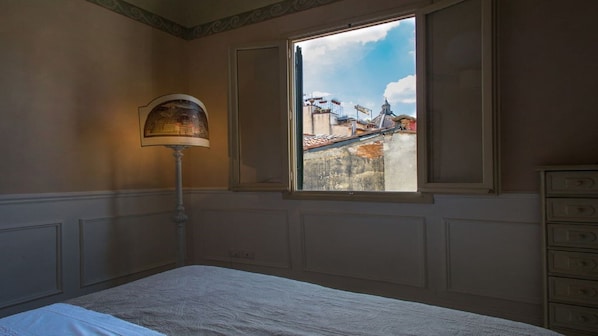 1 Schlafzimmer, Schreibtisch, Bügeleisen/Bügelbrett, kostenloses WLAN