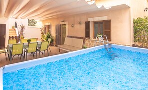 Piscine extérieure