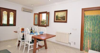 Anchor 011 fantastic townhouse with jacuzzi, terrace and WiFi