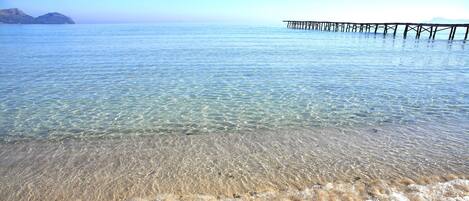 Chaise longue, serviettes de plage