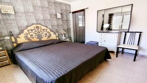 3 soverom og strykejern/-brett