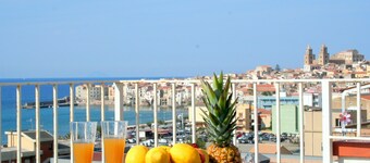 Angie's Apartment "Private Parking- 500mt by the sea"