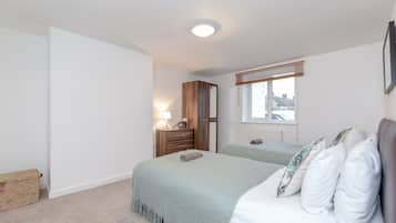 2 bedrooms, Egyptian cotton sheets, free internet