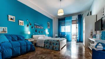 1 bedroom, desk, iron/ironing board, free WiFi