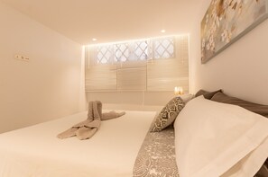 1 dormitorio, tabla de planchar con plancha, wifi gratis y ropa de cama