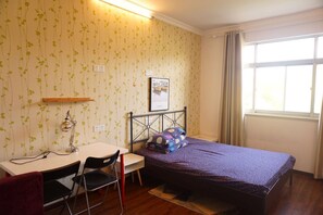 Habitación estándar doble | Escritorio, cortinas opacas, wifi gratis