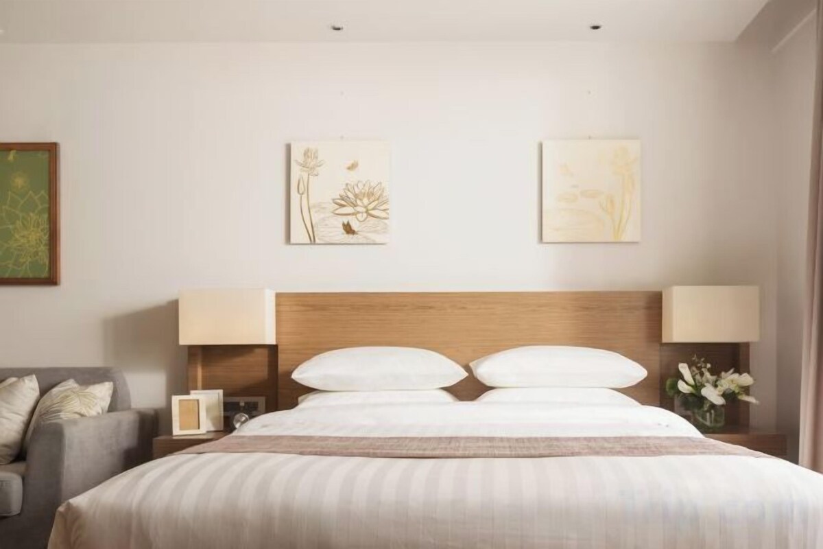 In-room safe, desk, laptop workspace, blackout drapes