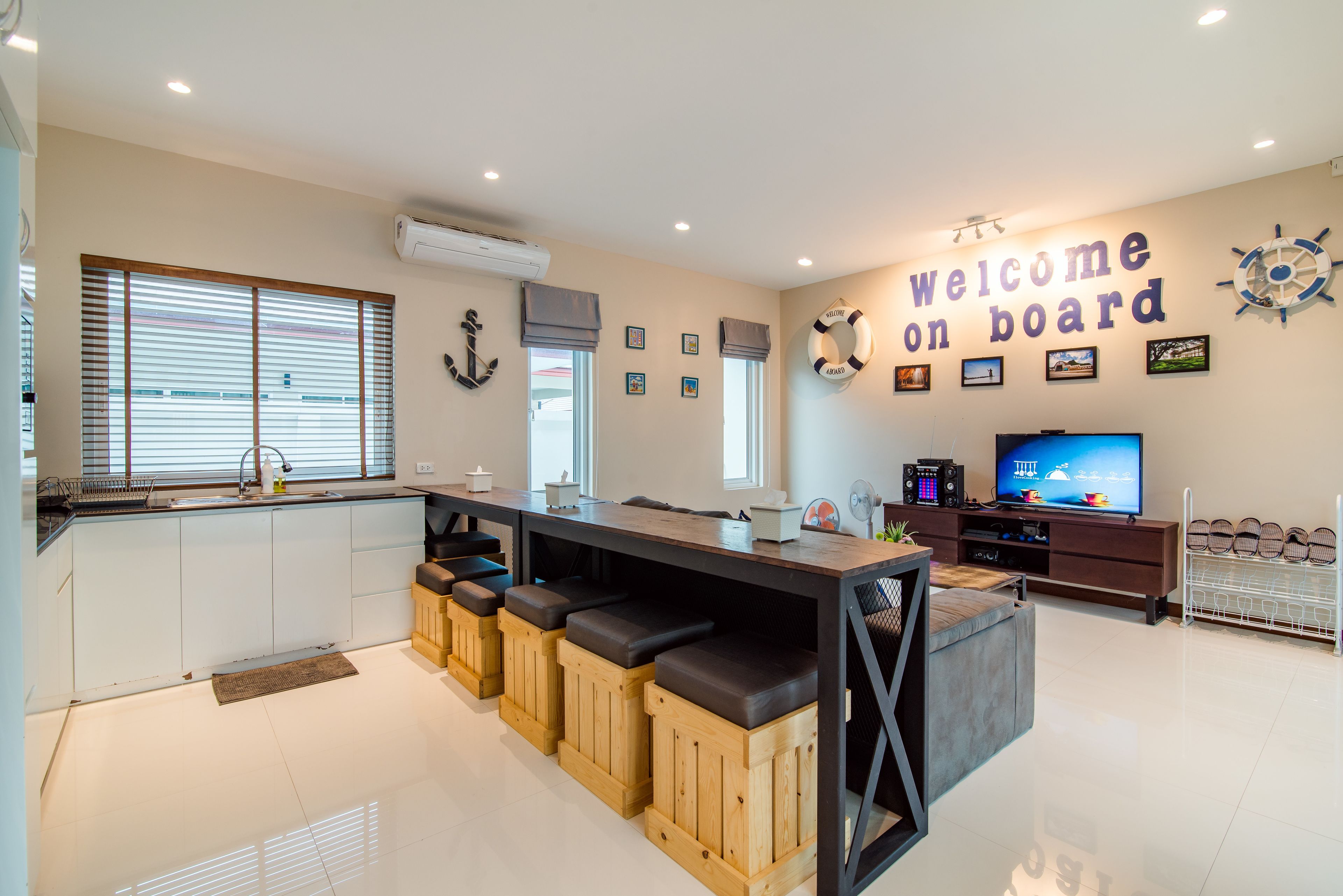 3 Bedrooms Villa  | Private kitchen | Full-sized fridge, microwave, stovetop, electric kettle