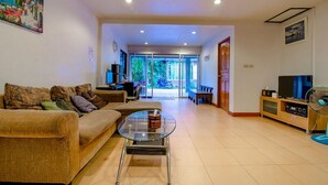5-Bedroom Villa | Living room - Bann Teeranuch Hua Hin (Hua Hin)